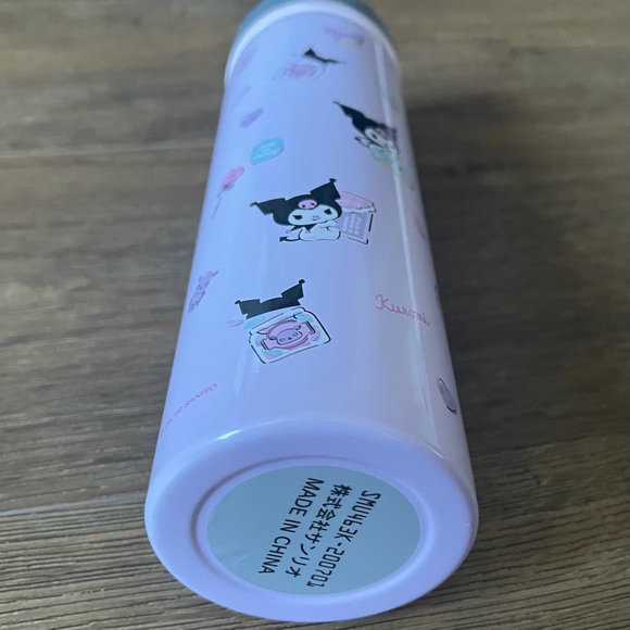 One Left! KUROMI-Imported (NWT) Slim Metal Thermos - Picture 4 of 15